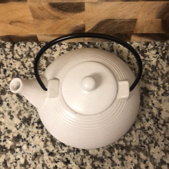 NWOT tea pot steeper - Picture 2 of 9